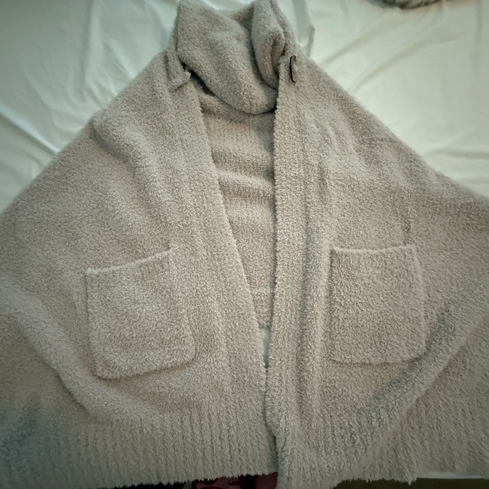Barefoot Dreams Cozy Chic Hooded Wrap